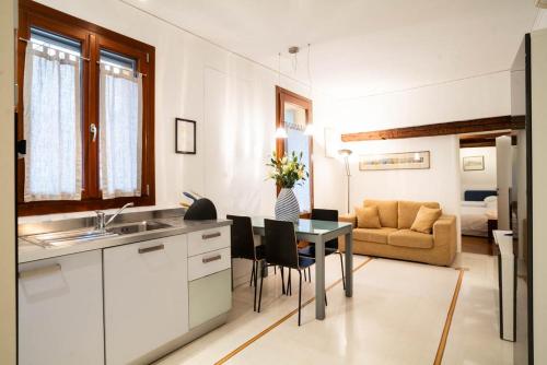 Salmaso Apartments - image 9