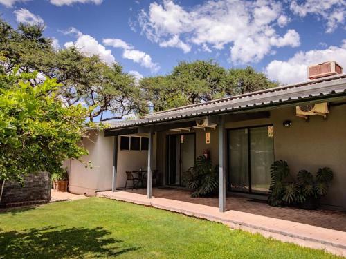 สวน, LAVENDER LANE GUESTHOUSE in คาทู