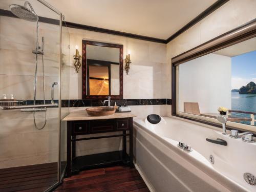 Presidential Suite image 10