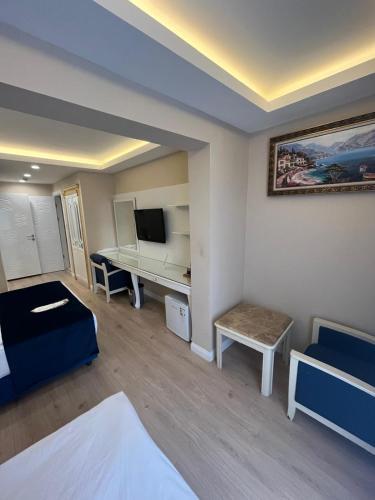 Budget Triple Room image 5