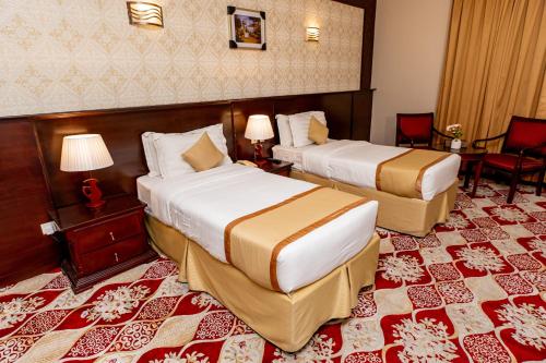 Twin Room image 3