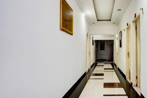Standard Double Room image 5
