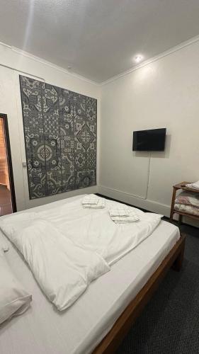 2 double beds, 1 sofa bed