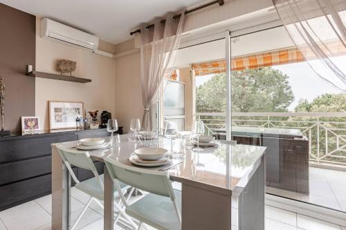 View, Short Time Suites Frejus "Maia" near aqueduc