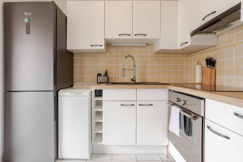 Kitchen, Short Time Suites Frejus "Maia" near aqueduc
