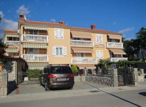 Apartment image 2