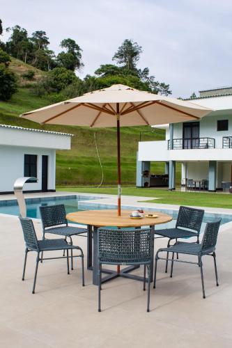 Vaade, Natural Elegance Casa Vale do Sol in Pedra Azul