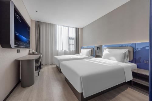 Superior Twin Room image 2