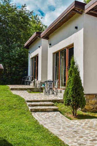 Silver Bungalow