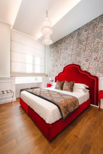 Rhea Silvia Luxury Spagna - image 14