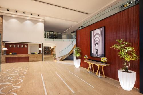 Lobby, Fortune Select Exotica, Navi Mumbai - Member ITC Hotels' Group in Navi Mumbai