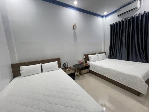 Hoang Gia 2 Hotel near Long Tan Cross