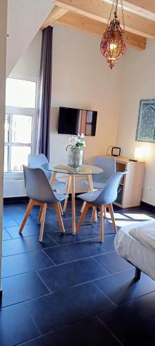 Two-Bedroom Apartment (4 Adults) image 9