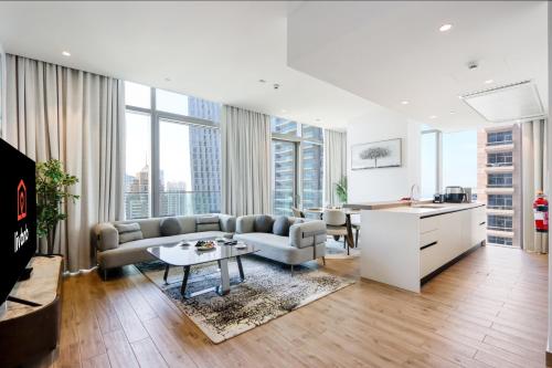 2BR Sunset View Suite -Jumeirah Living Marina Gate, Dubai (foto 2)