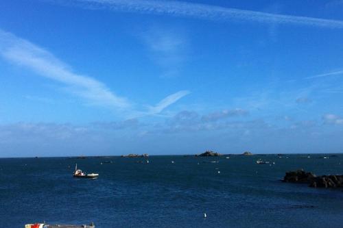 Facilities, Gite proche cote Granit Rose Paimpol Chants marins in Pontrieux