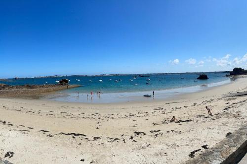 Facilities, Gite proche cote Granit Rose Paimpol Chants marins in Pontrieux