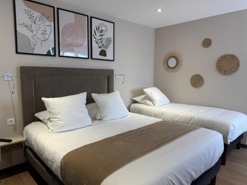 1 queen bed, 1 twin bed