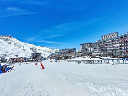 Apartment Melezes 66 by Interhome in Reberty