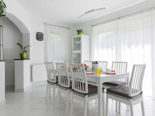 Holiday Home Racz by Interhome in Badacsonytomaj