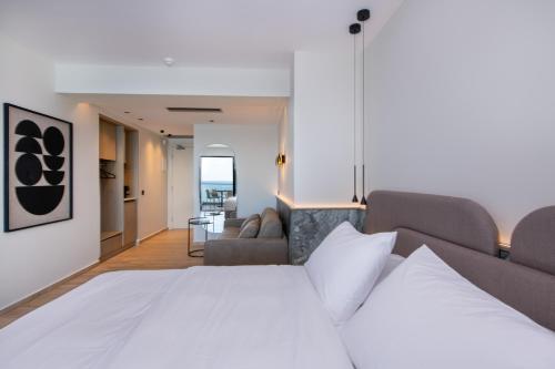 EdgeWater Beach Hotel