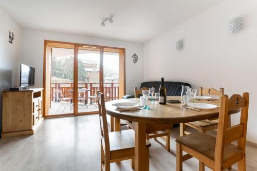 Appartement pour 6 - 900m des pistes - terrasse La Joue du Loup