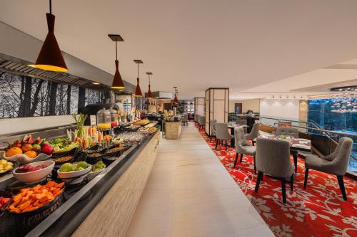 Restaurant, Fortune Select Exotica, Navi Mumbai - Member ITC Hotels' Group in Navi Mumbai