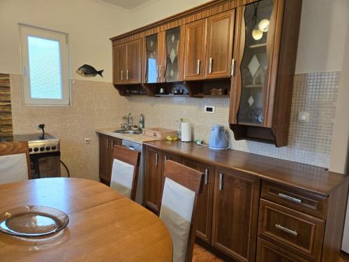 Konyha, Apartment Anna in Polje