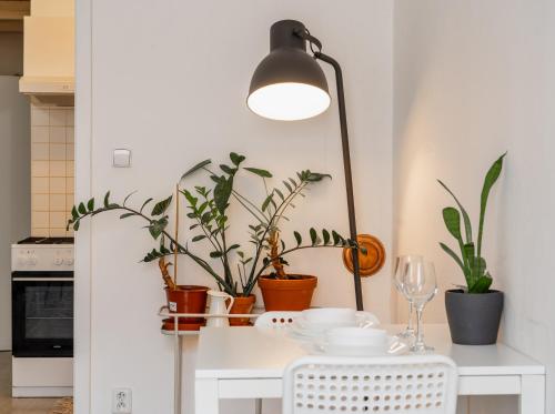 Cozy warm studio in Prague city center, Прага (фото 7)