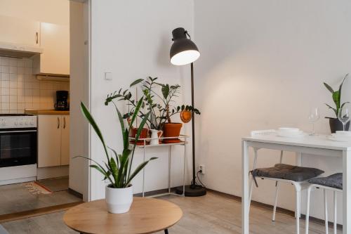 Cozy warm studio in Prague city center, Прага (фото 6)