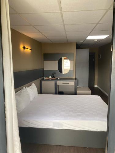 Esse Joven Hotel Room Type - Standard Mini Room