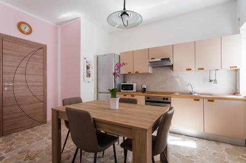 ReNa Home - Garibaldi Central Station, Neapol (zdjęcie 3)