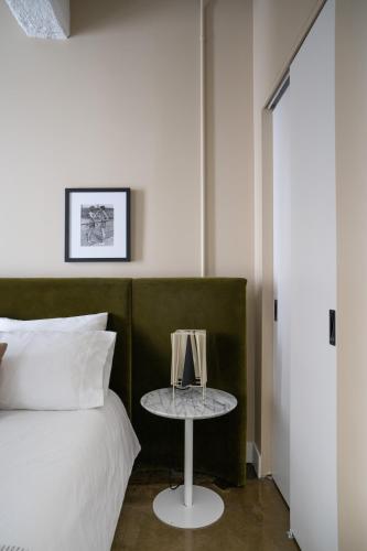 Room 101 image 6