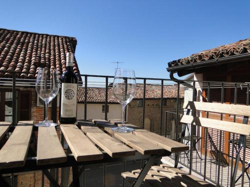  Di-vinodormire, Pension in La Morra