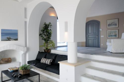 Beautiful Oia Villa - image 5