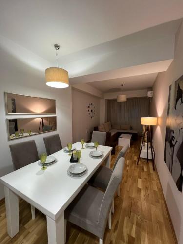Cozy Studio Near Downtown, Skopje