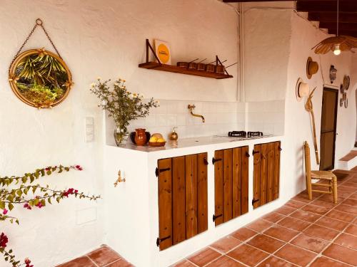 virtuve, Casita Comares - bed and breakfast - La Alquería - Comares - Málaga (Casita Comares - bed and breakfast - La Alqueria - Comares - Malaga) in Komaresa