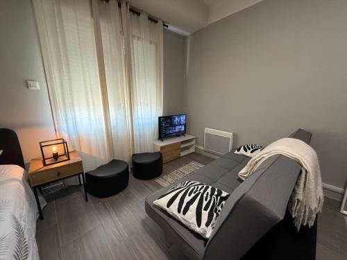 Apartment Cachan in เคฌอง