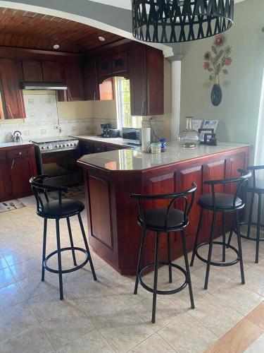 Moonlit Meadow B&B in ดุนกัน