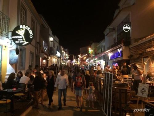 One-bedroom in Alvor with a Sea View Fully Renovated