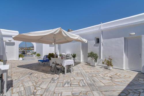Akrogiali rooms in Antiparos