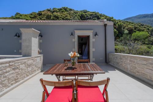 Balcony/terrace, Evergreen in Stavros