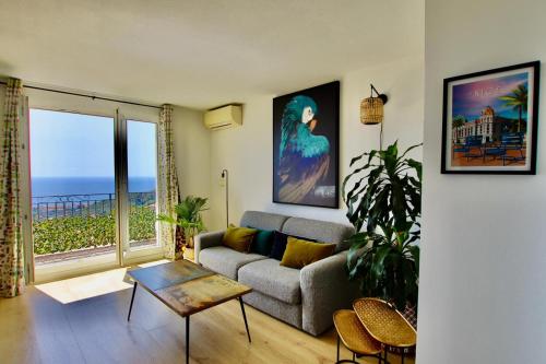 Panoramic sea view of the French Riviera, Parking in St Pierre de Feric