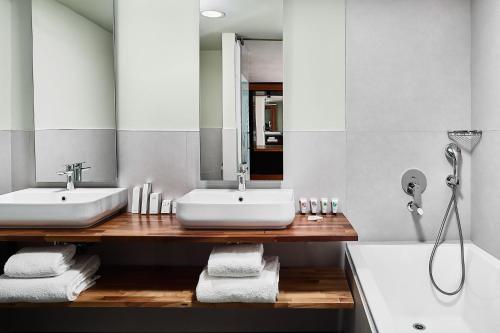 Park Hotel & Spa Room Type - De Lux Suite with River view
