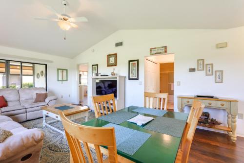 Sunny Sebring Villa with Screened Porch and Grill - main image