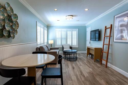 Crane's Beach House Boutique Hotel & Luxury Villas - image 2