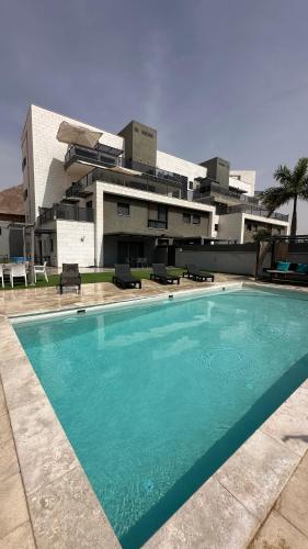 Luxury garden floor Private Heated Pool 3BR - Eilat Luxury garden floor Private Heated Pool 3BR - Eilat