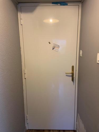 Appartement aux Sablettes, vue mer, plages en bas de la résidence