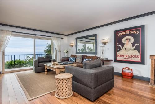 SeaCliff - Island View by Paradise Retreats