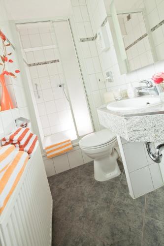 Kocks Hotel Garni - image 3