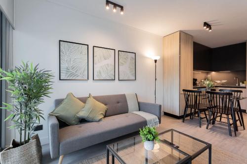 Charming 1BR Retreat Close To Parque Arauco Mall